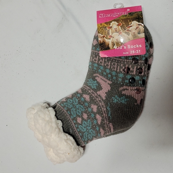FAUX FUR KIDS SOCKS - Picture 1 of 3
